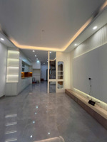 chính chủ cho thuê nhà đẹp tại 41 thái hà - đống đa - 6 tầng thông sàn, có thang máy - giá tốt nhất