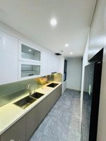 chính chủ cần bán gấp căn 2 ngủ 2 nhỏ tại chung cư green park!!! lh: 