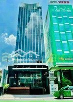 cho thuê gấp nhà mt đường hai bà trưng,dt 7x20 kết cấu 1 hầm 7 tầng,sân thượng