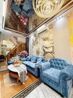 5 tầng thang máy phố bạch mai, gần mặt phố, ô tô đỗ cổng, 6 phòng ngủ full nội thất hiện đại