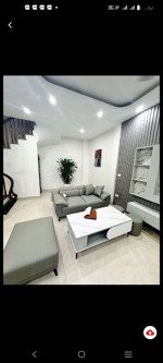 ngay đh thành đô - nhỉnh 8 t ỷ sở hữu căn nhà 5 tầng dân xây - kinh doanh - mưa nắng ô tô ngủ tro