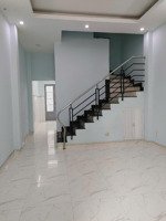 cho thuê nhà 1 trệt 1 lầu 2pn 4x17m hẻm xe hơi kiều đàm 793 trần xuân soạn quận 7