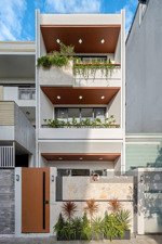 bán homestay đẹp- bãi tắm sơn thủy- có hồ bơi và thang máy- dòng tiền tốt 100tr-13.9 tỷ