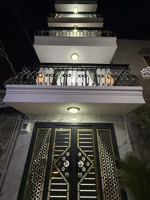 gấp bán giảm 300 triệu giá mới 3.2 tỷ. không quy hoạch hoàn công đủ 4 tầng - 3pn - có 3 bancon