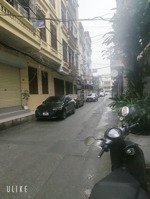 phân lô cán bộ ngõ 9 trần quốc hoàn cầu giấy. 50m2 x5t. mt6m. ô tô tránh.gần phố. giá chỉ 20 tỷ