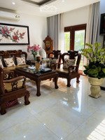 bán gấp căn liền kề kđt xuân phương 90m2 mặt tiền 6m, đường ô tô tránh nhau, view công viên