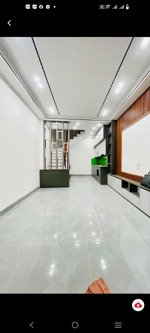 ga nhổn - nhà 5 tầng - kinh doanh - lô góc - ô tô đỗ cửa - 42m2 - nhỉnh 8 tỷ .
- vị trí đắc địa ,ng