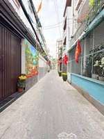 nở hậu 4.8m, 41m2, 4 tầng, ban công, giếng trời, nhà mới đẹp. gần hxh, mặt tiền đường. kv an ninh.