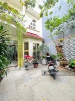 nhà đẹp 2 tầng ở ngay phan huy ích p tân sơn.dt 5,4mx18m.dtcn 100m2.hẻm ô tô.khu dân trí.chỉ 8.6 tỷ