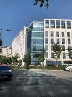 bán nhà mặt phố lê đại hành - 20m ra mặt phố nguyễn đình chiểu - ven hồ công viên thống nhất