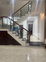 chị chủ thân thương cần bán nhà 2 tầng đường nguyễn mậu tài giá 7 tỷ5- diện tích 73m2