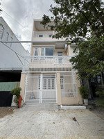 bán nhà 3 tầng dương vân nga 5pn, 5wc, 11 tỷ, 100m2, giá tốt