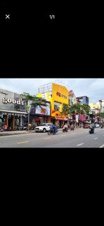 cho thuê nhà 3 tầng mặt tiền lê duẩn - diện tích 420m - gọi đàm tiến