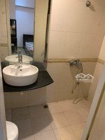 căn hộ đầu hồi toà nhà vườn xuân 71 phố nguyễn chí thanh, 3 ngủ, 3 mặt của căn hộ đều thoáng