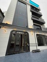 bán nhà thạch bàn - long biên. sát cổ linh - gần aeon. 50m x 5t. lh 