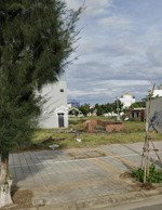 trường sa - ngay bãi tắm tân trà - đối diện cổng dự án mbland