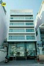 tòa nhà cho thuê mt đường phổ quang, p2. dt: 9x20m. hầm 6 tầng. sàn trống suốt. pccc đầy đủ