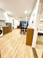 2n1k2wc siêu rộng 85m2,gần sun grand, lotte liễu giai, hồ tây,oto đỗ cửa, nhận pet, nhận nước ngoài