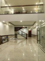 cho thuê nhà kdc phúc đạt. 5*20, có 5 pn, có 5 máy lạnh