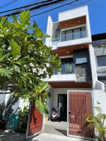 cho thuê nhà đẹp gần cầu sông hàn