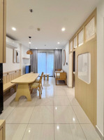 giá rẻ bất ngờ! ở vinhomes q9 1pn+ 47m2 full đồ xịn! giá 7 triệu/tháng