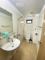 bán nhà ngõ 68 ngọc thụy có dt làm sân vườn