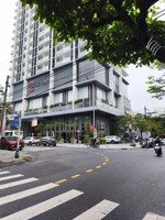 nhà lô góc nguyễn hữu thọ - gần cà phê trình - mặt tiền kinh doanh rộng 17m. giá mềm. lh 