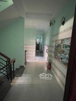 cho thuê nhà quận 8 - 1 trệt 3 lầu - mặt tiền chợ ba đình