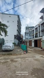 ngang 11m, dt 177 m2, góc 2 mặt tiền đường 5m hẻm đoàn trần nghiệp, vĩnh phước, nha trang giá 60 tr