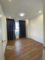 cho thuê căn hộ dlusso 2pn2wc căn góc view sông dt lớn 75m2 nhà ntcb giá 13tr