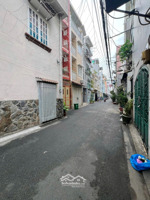 bán nhà hxh phân lô huỳnh văn bánh 40m2 (3x13) - 1t1l có 2pn 2wc. giá rẻ nhất khu này.