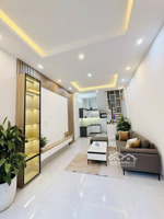 nhà mới ở ngay! phố thái thịnh, 2 thoáng vĩnh viễn, ô tô đỗ gần, vài bước ra phố, 36m2x5t