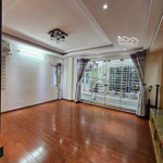 bán nhà hoàng hoa thám - dt 35m2 - 4 tầng - mt 3.9m. giá: 7.6 tỷ - 2 mặt tiền - nở hậu - trc nhà sh