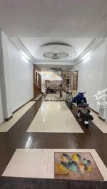 cho thuê nhà ngõ nguyễn văn huyên - 70m -4 tầng - ô tô đỗ cửa