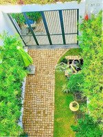 nhà mới đẹp 3 tầng hẻm hùng vương 8met ngay ngã tư ntmk, vị trí đắc địa khu phố tây chỉ 18,5 tỷ