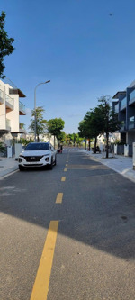 nhà thô kđt mỹ gia gói 8 đường thông 12m, gần hồ bơi chỉ 6,8 tỷ phù hợp đầu tư khai thác cho thuê