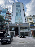 cho thuê văn phòng diện tích 175m2 d5, có cắt nhỏ sàn, toà nhà mới sân rộng đậu xe hơi ngay cửa