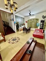 nhà sân vườn tại cầu giấy 2 mặt ngõ thoáng. dt: 190m2. mt: 13m. giá 37 tỷ. lh: 