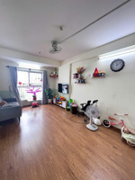 chính chủ cần bán căn 1pn có view đẹp, ehome 3, 50m2, tặng nội thất, 2,15 tỷ