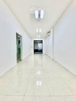 bán căn hộ dv tại tòa chung cư lacasta văn phú, dt 40m ngay mặt đường lê trọng tấn, giá 3ty1