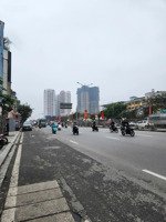 bán nhà mặt phố giải phóng vỉa hè rộng dòng tiền sẵn kinh doanh đỉnh