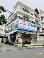 góc 3 mặt tiền kinh doanh khu độc lập ( ngay trường lê văn tám). (dt: 7x12m 4 tầng). giá: 15.5 tỷ