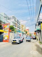 mặt tiền 5 tầng, 7.5x22m, gồm 2 mặt bằng và 16p cho thuê, vị trí kinh doanh ngay thống nhất vào