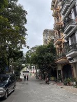 view tttm - trường học - 2 vỉa hè - 3 ô tô tránh - thang máy cực êm