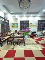 chỉ 9.5 tỷ 64m phố thanh am rẻ nhất long biên nhà dân xây cực chắc ngõ nông rộng