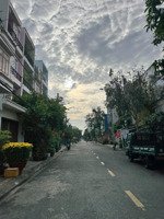 bán nhà mặt tiền lê lâm, phường phú thạnh, quận tân phú dt 8.55x18.5m 1 lầu giá 18.5 tỷ