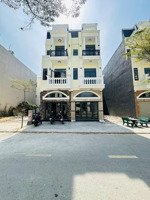 nhà mặt phố 2 lầu trệt kdc phường dĩ an, tp hcm