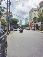 giảm 2 tỷ bán nhanh | ks 6 tầng đinh tiên hoàng - khu trung tâm lộc thọ cách biển chỉ 2p chạy xe