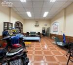 Bán nhà mặt tiền kinh doanh hạ chào 2,7 tỷ, Hoàng Bật Đat, P15, Tân Bình, 70m2, 2 tầng.