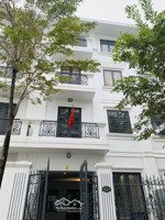 cho thuê nhà kđt đại kim mới, nghiêm xuân yêm, hoàng mai. dt 70m, 4 tầng có thang máy. giá 26tr/th